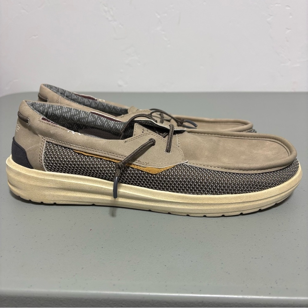 Hey Dude Welsh Grip Sand Men's Slip On Boat Shoes Loafers Size 13 Neutral